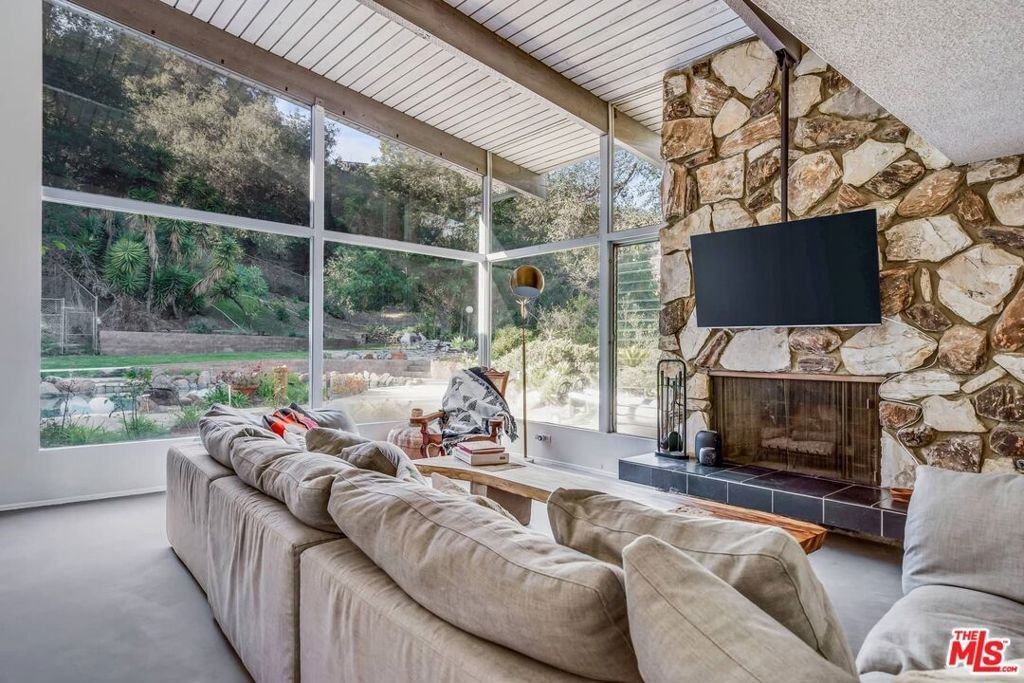 House in Los Angeles, California, United States 4 - 17781603