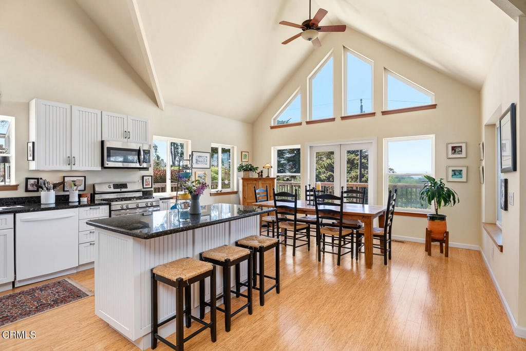 House in Manchester, California, United States 2 - 17782396
