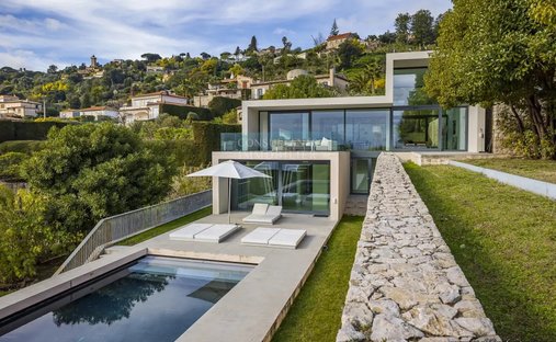 Villa in La Maure-Super Cannes, Vallauris, France 1