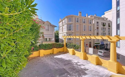 Apartment in Carnot, Cannes, France 1
