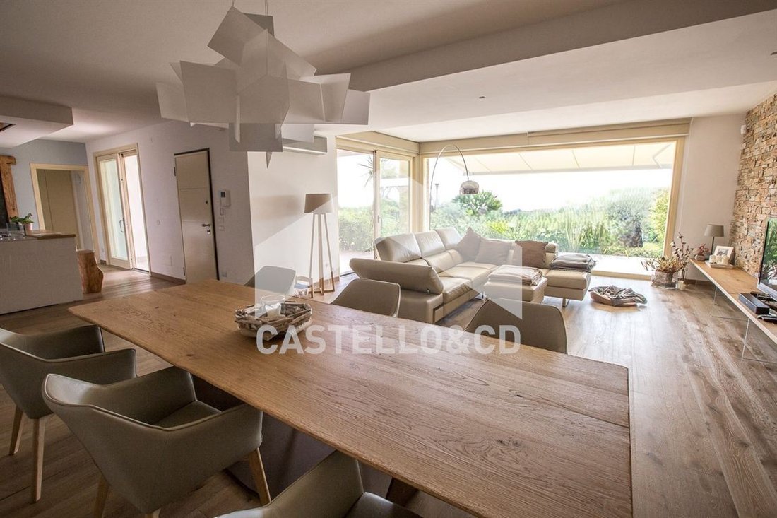 Villa in Padenghe sul Garda, Lombardy, Italy 3 - 17778712