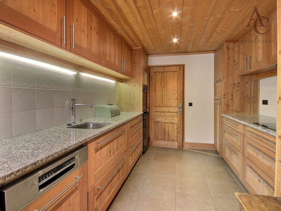 Apartment in Megève, Auvergne-Rhône-Alpes, France 3 - 17783572