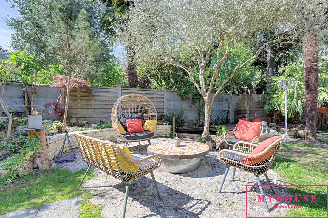 House in Montrouge, Ile-de-France, France 4 - 17779256