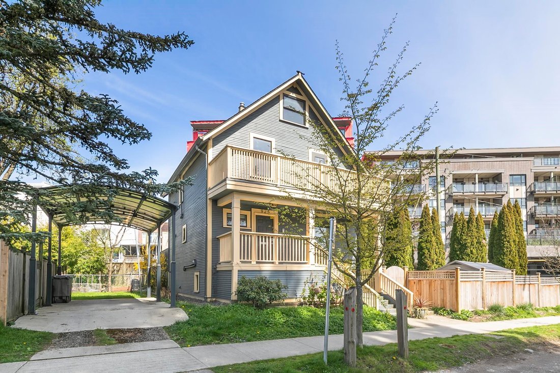 House in Vancouver, British Columbia, Canada 2 - 17544629