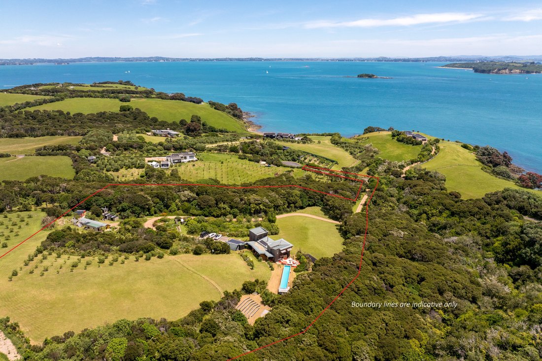 House in Waiheke Island, Auckland, New Zealand 5 - 17780653