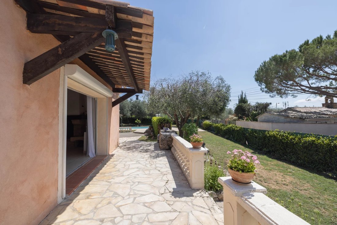 Villa in Saint-Cézaire-sur-Siagne, Provence-Alpes-Côte d'Azur, France 2 - 17782632