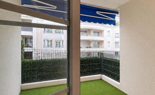Apartment in Fleurs-Gambetta, Nice, France 1