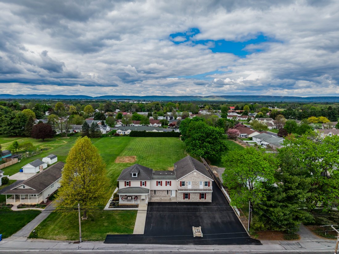 House in Mechanicsburg, Pennsylvania, United States 2 - 17780252