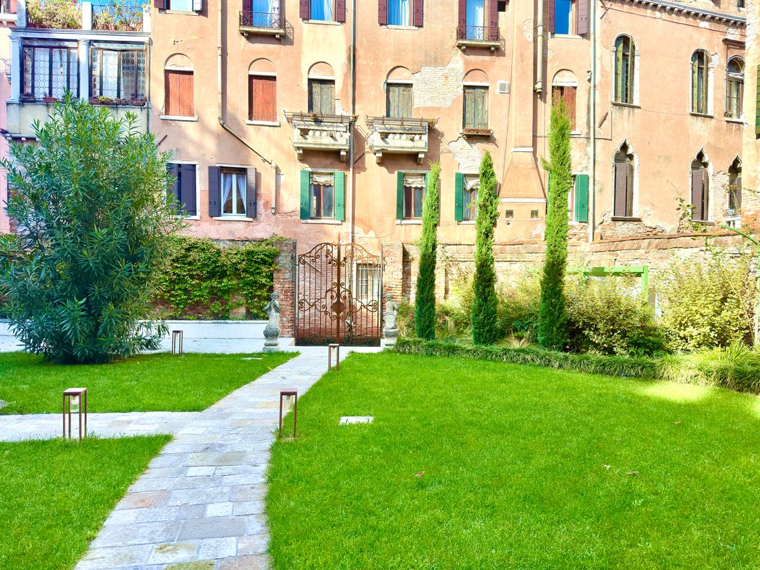 Apartment in Saint Paul, Venice, Italy 5 - 17783749