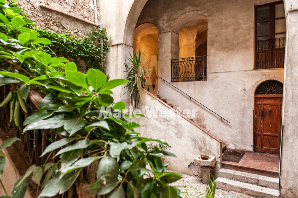 Villa in Caccamo, Sicily, Italy 2 - 17783521