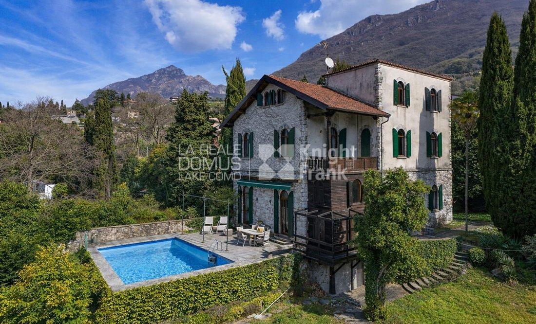 Villa in Mandello del Lario, Lombardy, Italy 1 - 17784226