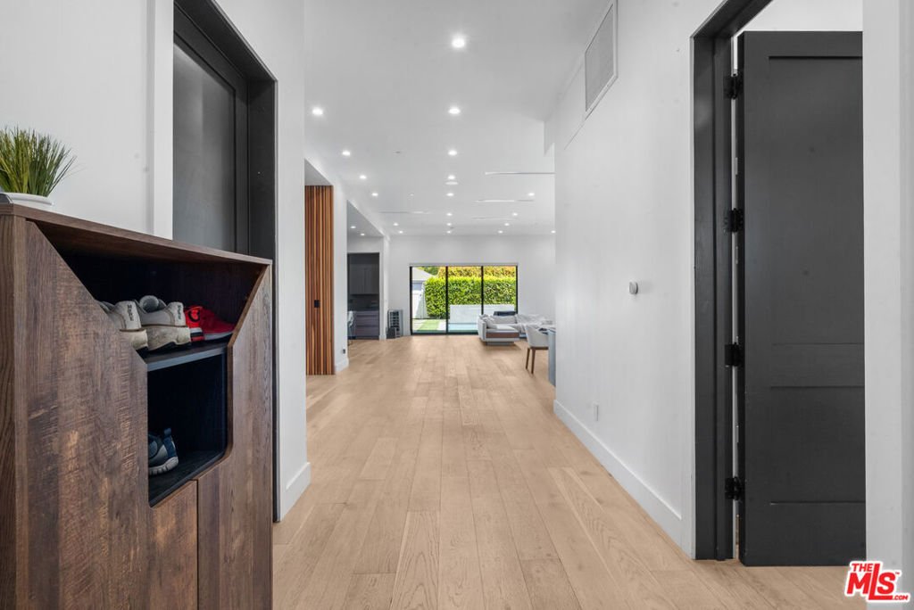 House in Los Angeles, California, United States 2 - 16725889