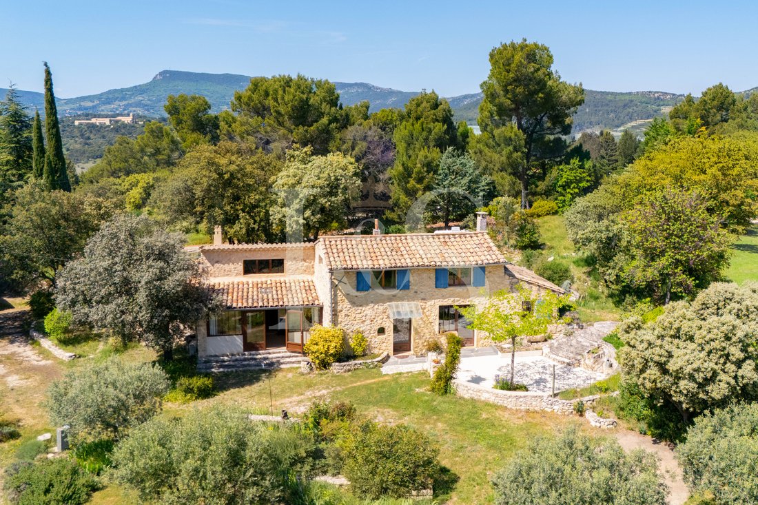 House in Caromb, Provence-Alpes-Côte d'Azur, France 4 - 17784686