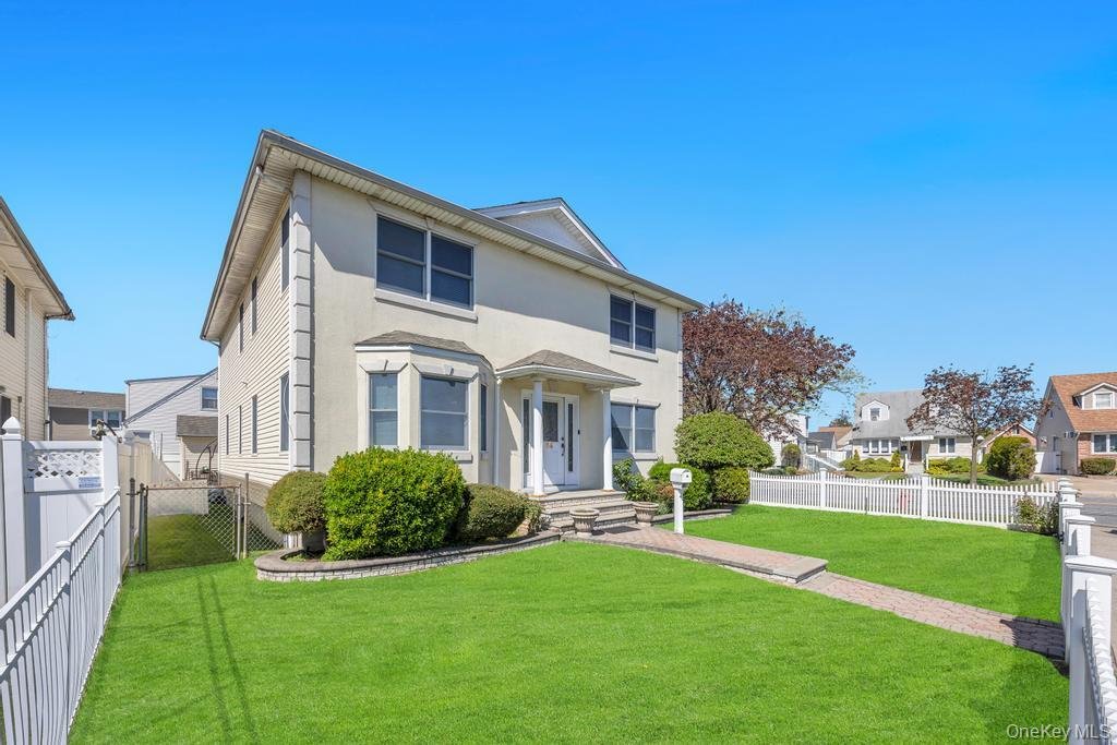 House in Mineola, New York, United States 3 - 17784071