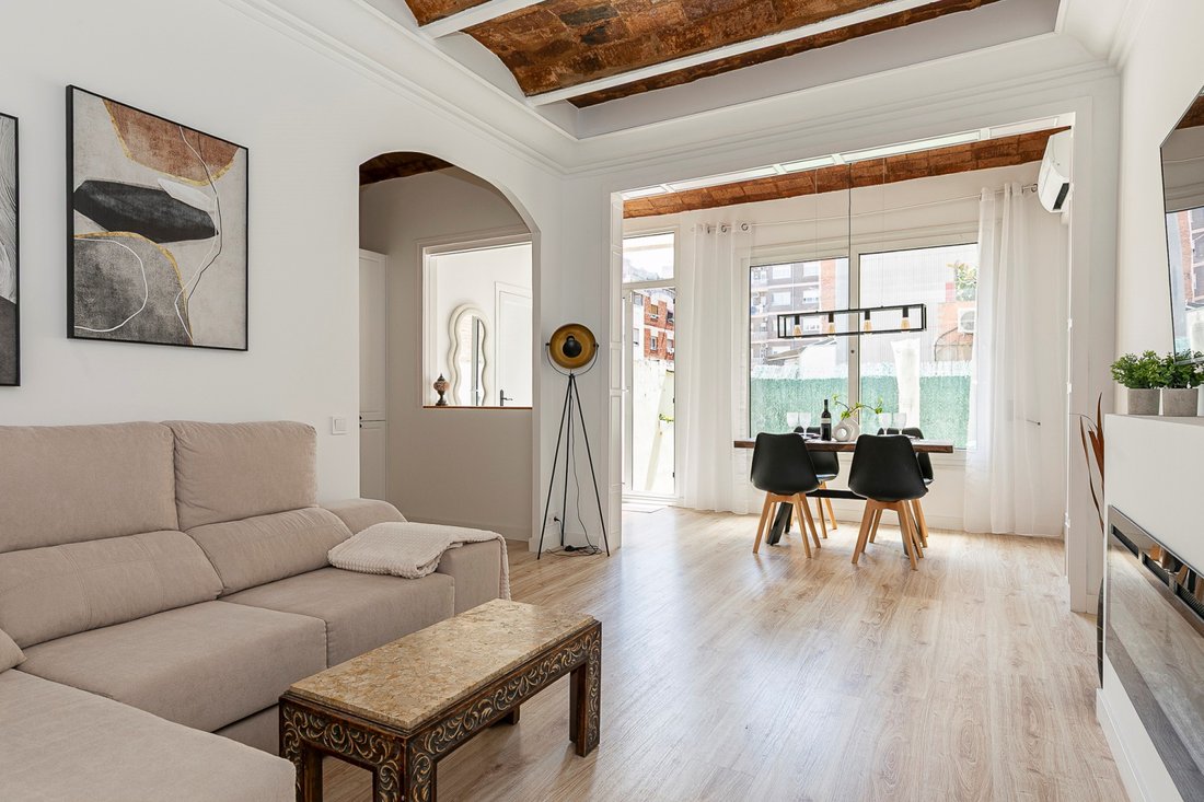 Apartment in Eixample, Barcelona, Spain 1 - 17784470