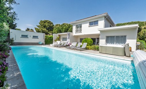 House in Cooperative, Agde, France 1