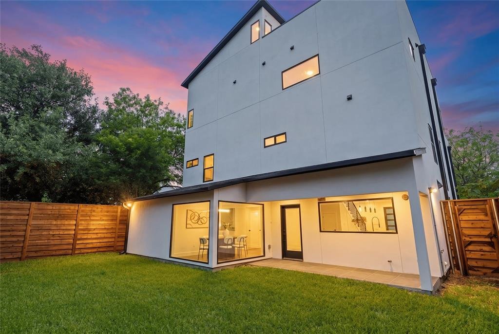 House in Dallas, Texas, United States 2 - 17784355