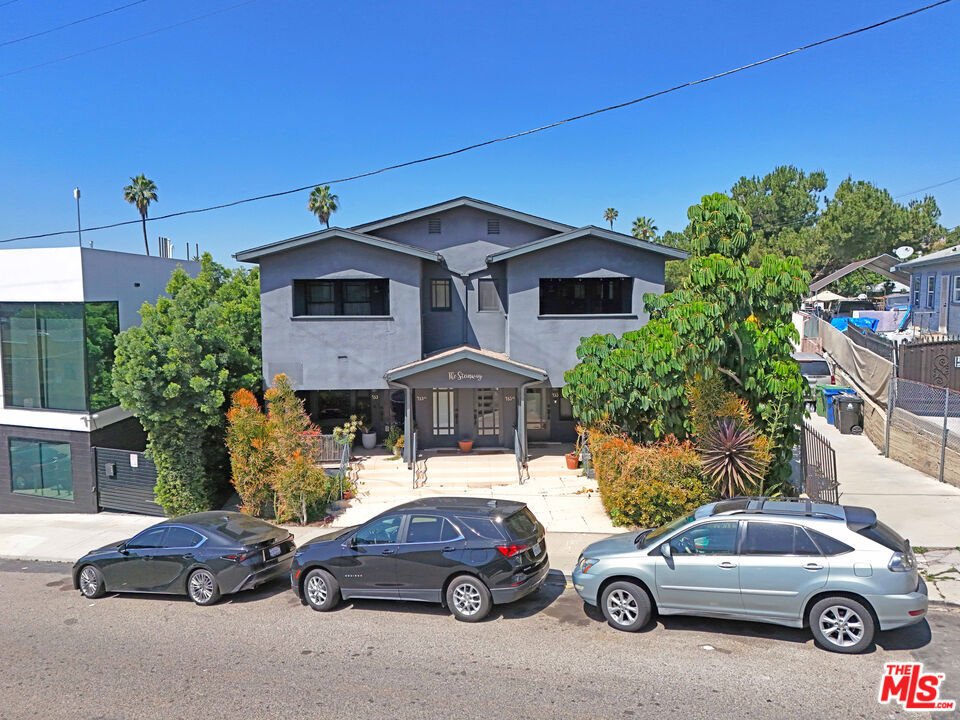Los Angeles, California, United States 2 - 17783950