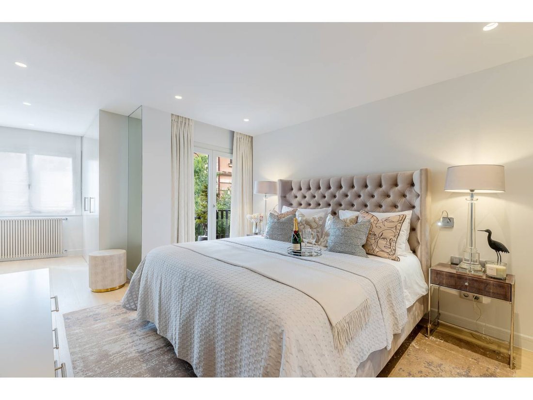 Apartment in Sants-Montjuic, Barcelona, Spain 2 - 17783948