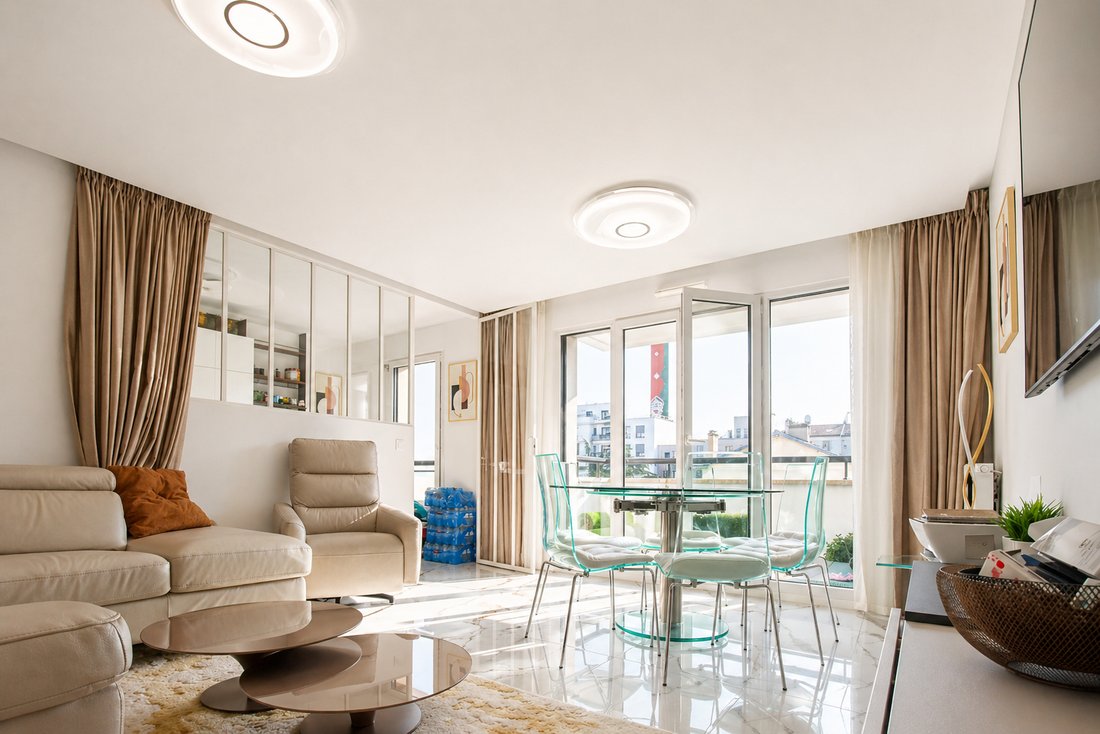 Apartment in Plateau Ouest, Suresnes, France 3 - 17524175