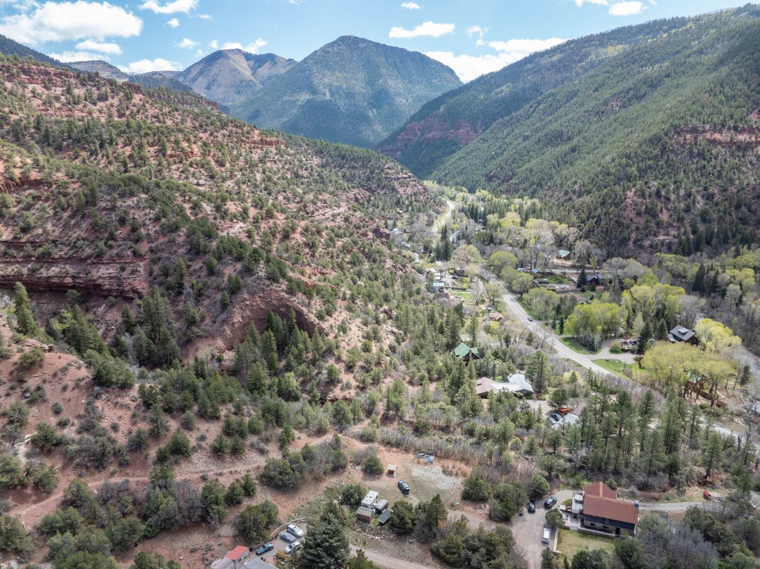 Placerville, Colorado, United States 4 - 17784524