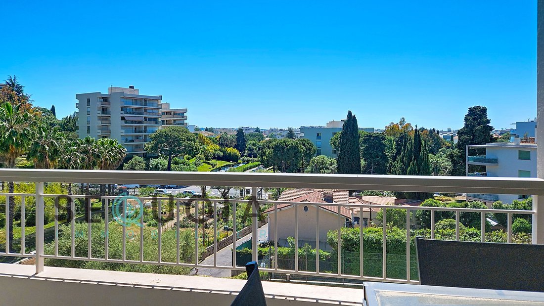 Apartment in Fontmerle, Antibes, France 4 - 17784646