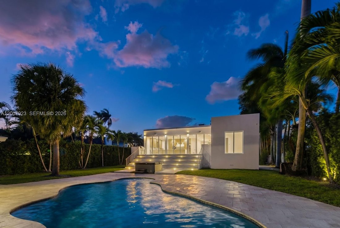 House in Miami, Florida, United States 1 - 17784394