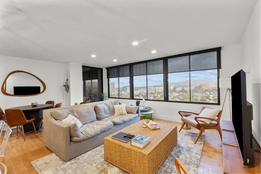 Condo in Los Angeles, California, United States 2 - 16670021