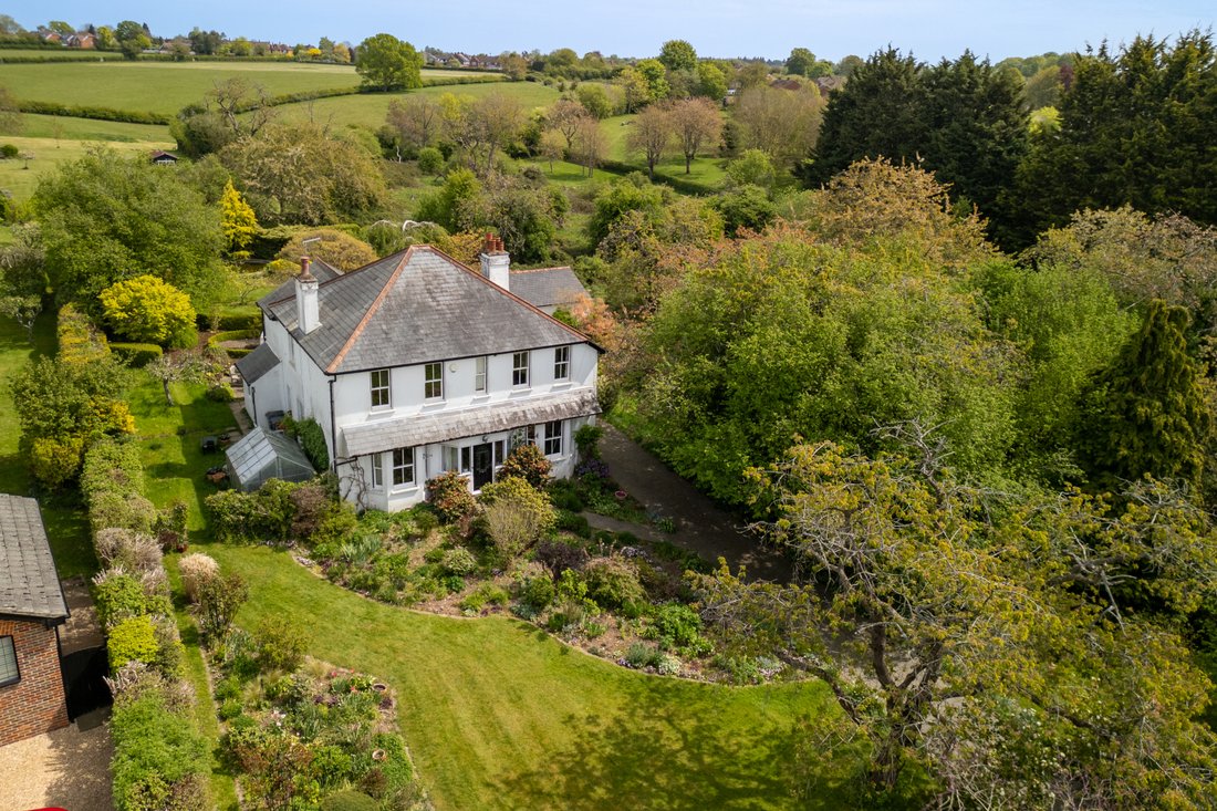 House in Buckinghamshire, England 1 - 17329393