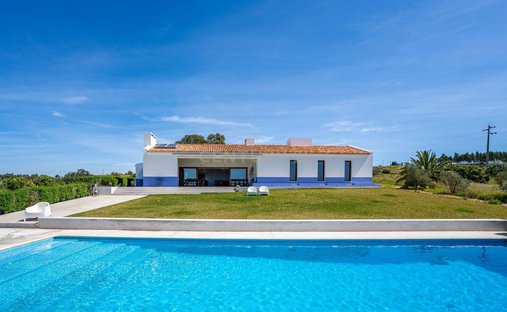 Villa in Garvao e Santa Luzia, Beja District, Portugal 1