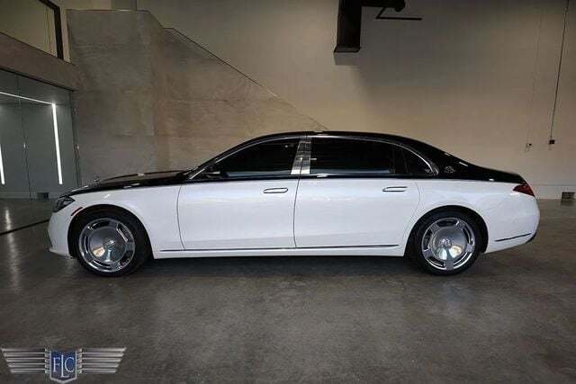 Sedan in Pompano Beach, FL, United States 3 - 17784968