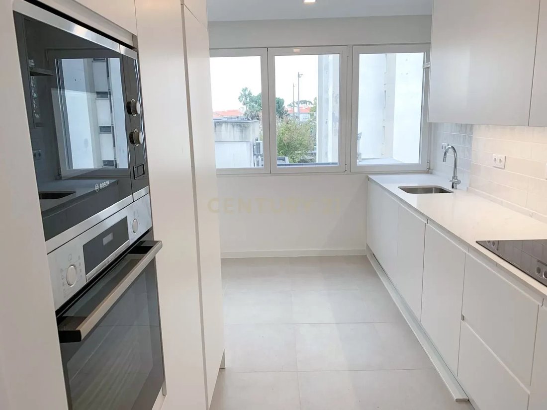 Apartment in Alfragide, Lisbon, Portugal 2 - 16578262