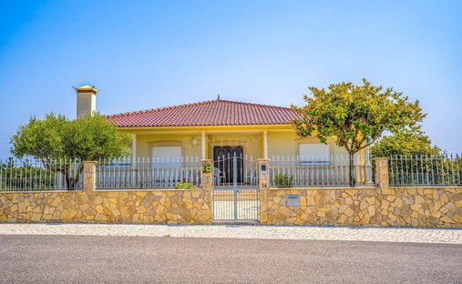 Villa in Nadadouro, Leiria District, Portugal 1