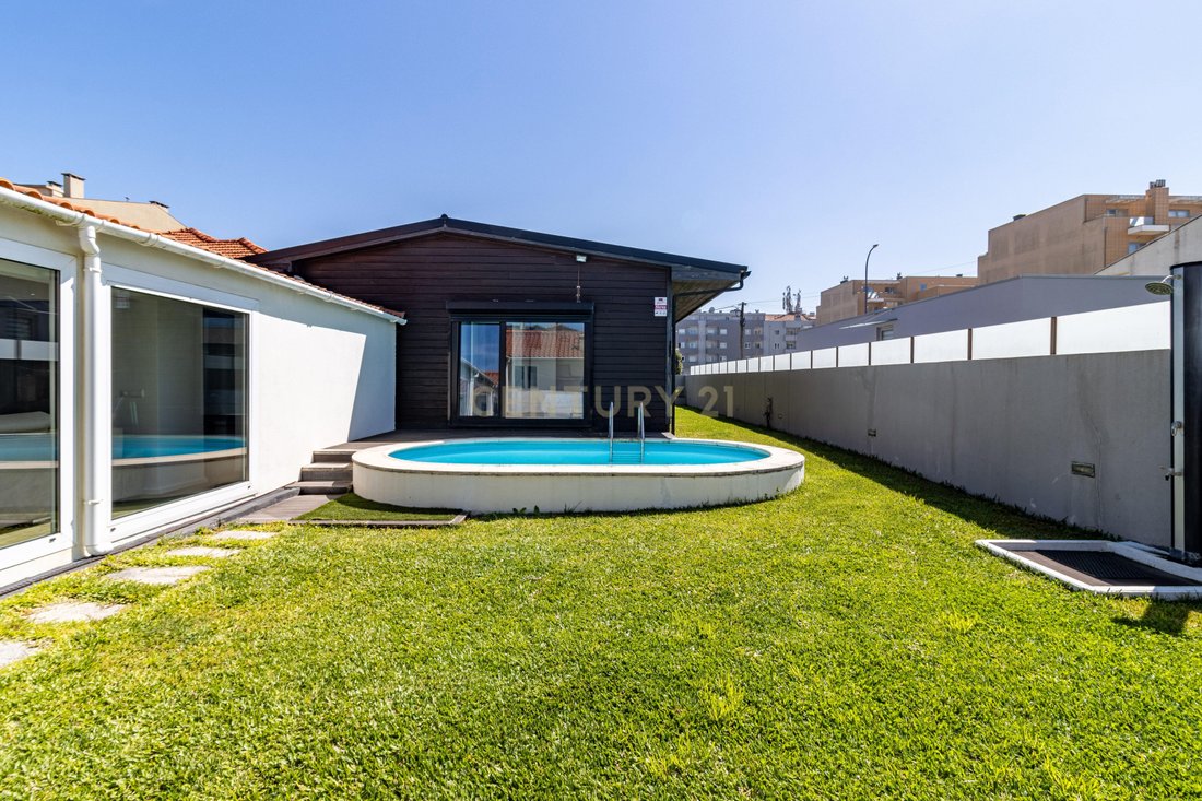 Villa in Esmoriz, Aveiro District, Portugal 2 - 17784806
