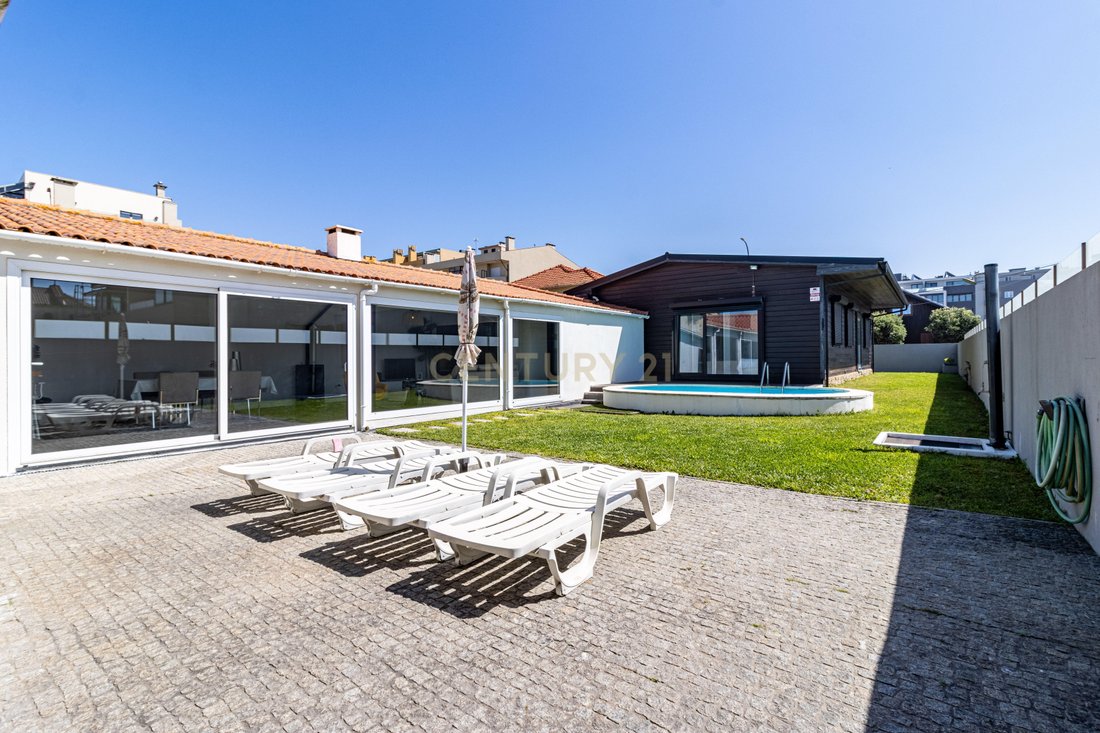 Villa in Esmoriz, Aveiro District, Portugal 1 - 17784806