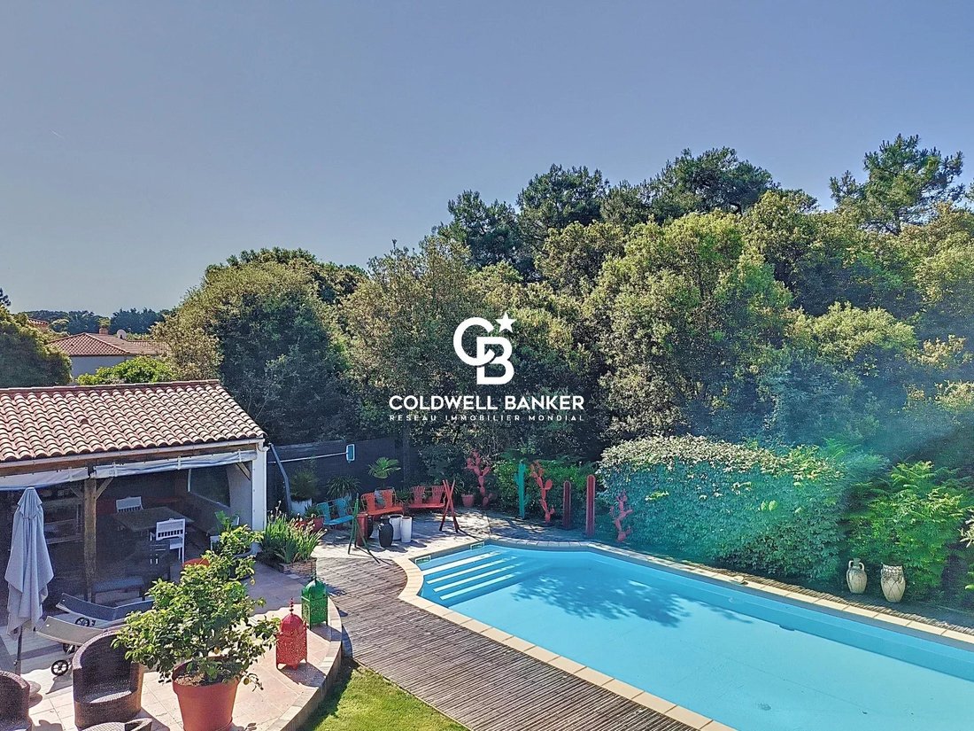 House in Olonne-sur-Mer, Les Sables-d'Olonne, France 1 - 17779919