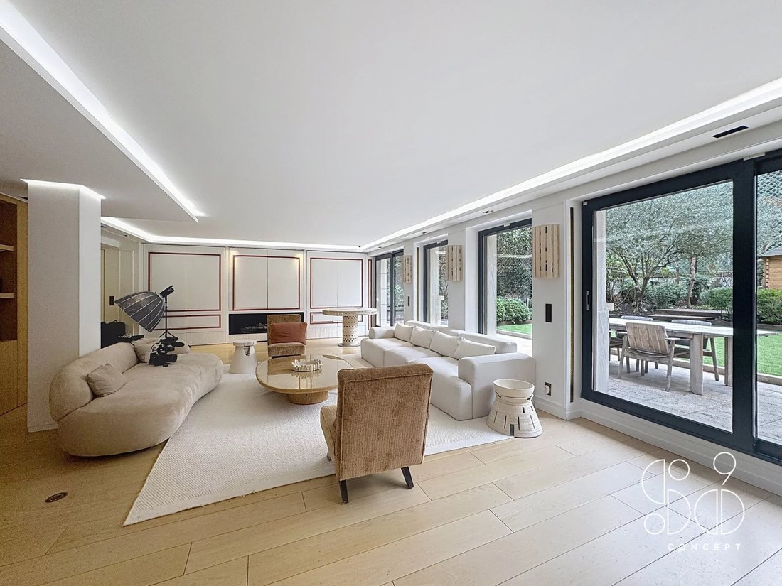 Apartment in Saint James-Général Koenig, Neuilly-sur-Seine, France 5 - 16386871