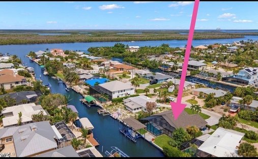 House in Fort Myers Beach, Florida, United States 1