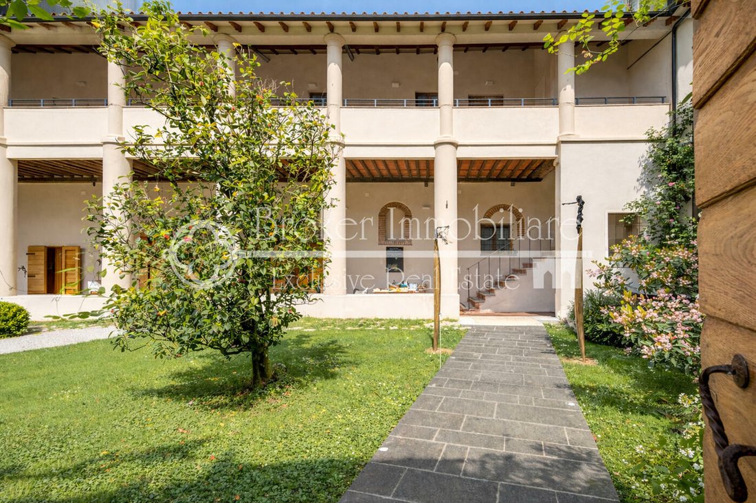 Villa in Camaiore, Tuscany, Italy 2 - 17784903