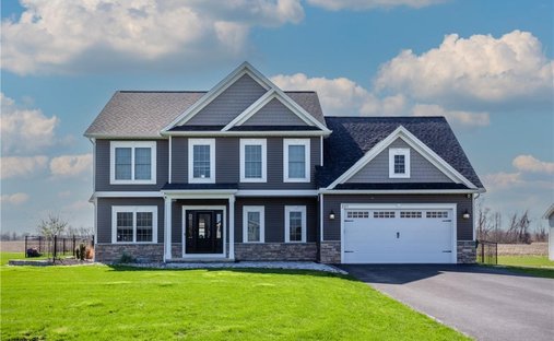 House in Hilton, New York, United States 1