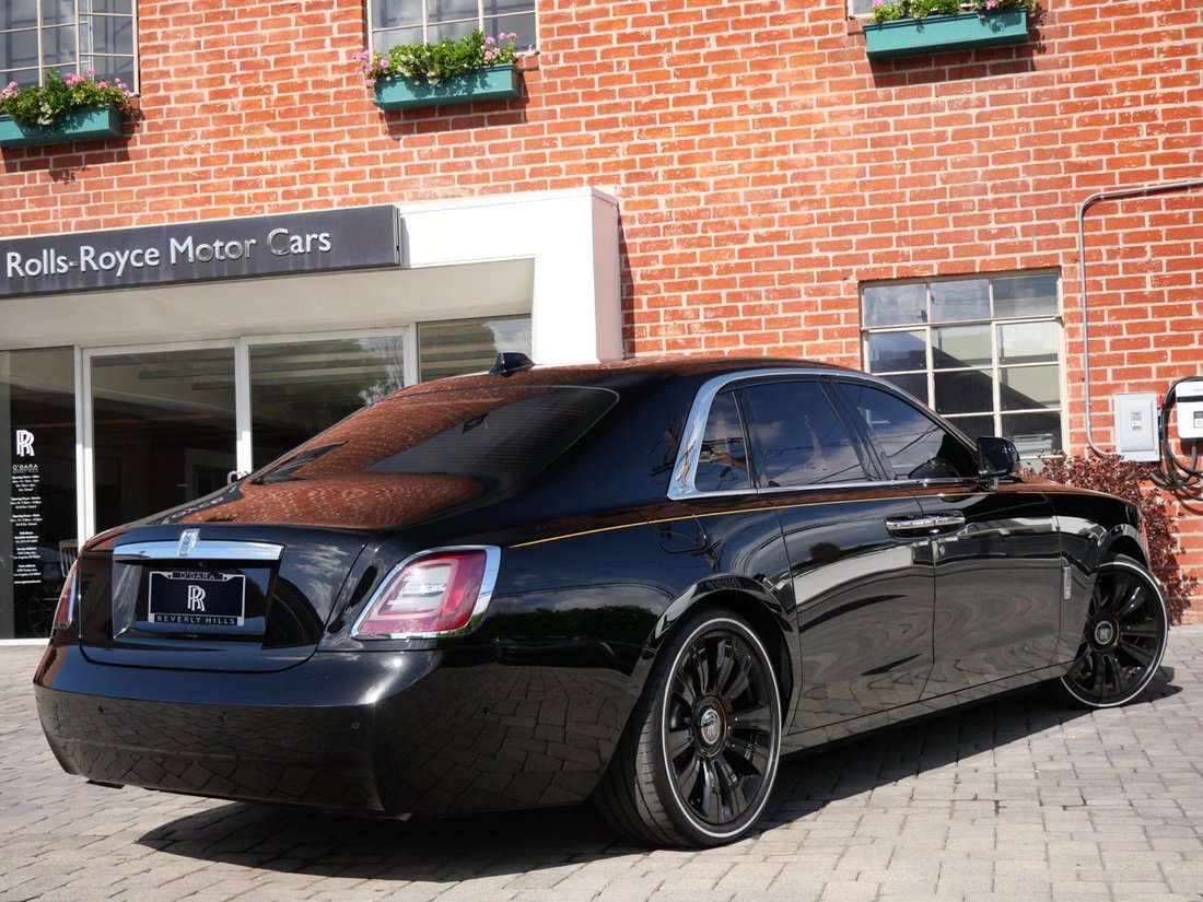 Sedan in Beverly Hills, CA, United States 2 - 17784977