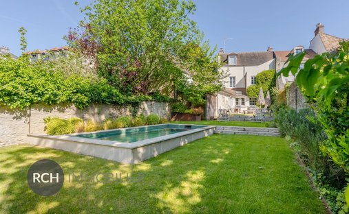 House in Montfort-l'Amaury, Ile-de-France, France 1