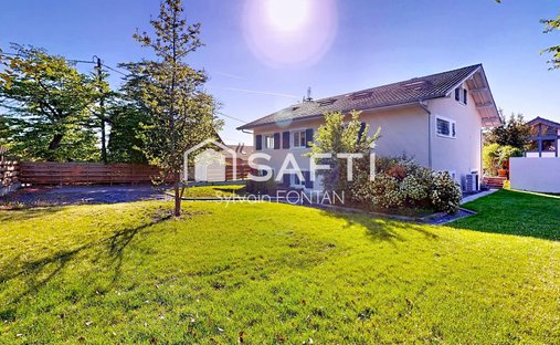 House in Chens-sur-Léman, Auvergne-Rhône-Alpes, France 1