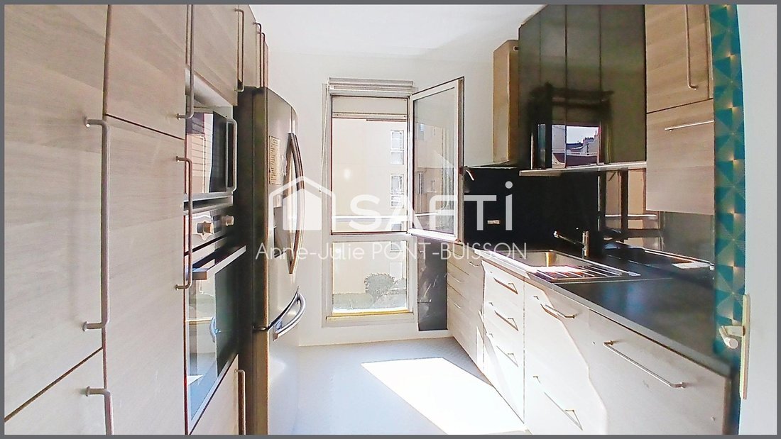 Apartment in Hôtel de Ville, Courbevoie, France 1 - 17785794