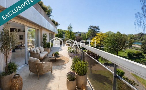 Apartment in Centre Ancien, Bry-sur-Marne, France 1
