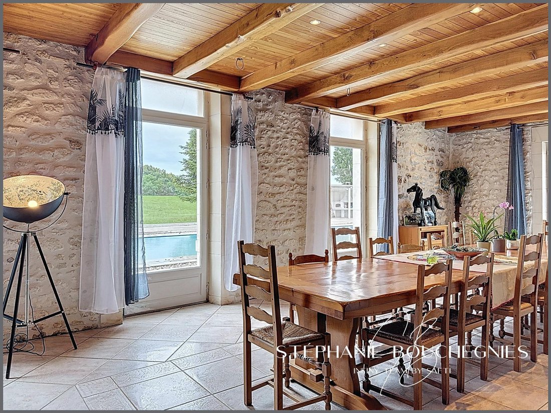 House in Chaillevette, Nouvelle-Aquitaine, France 2 - 17785843