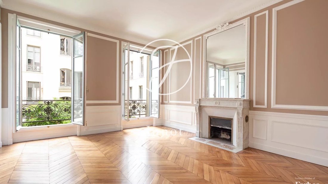Apartment in Hoche-Friedland, Paris 8e Arrondissement, Paris 2 - 16766662
