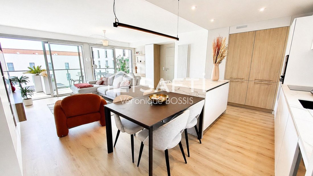 Apartment in La Roche-sur-Yon, Pays de la Loire, France 2 - 17785912