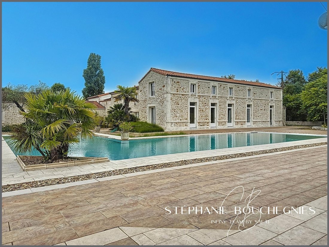 House in Chaillevette, Nouvelle-Aquitaine, France 1 - 17785843