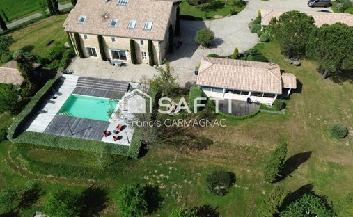 House in Exterieur, Langon, France 1